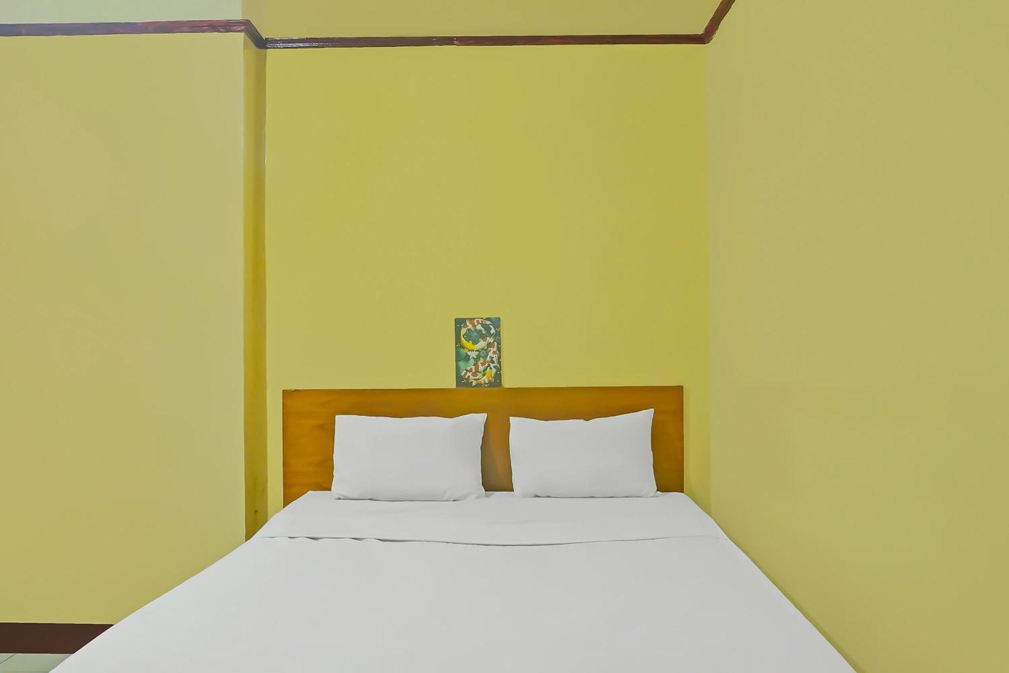 Spot On 92466 Adam Kost Syariahnearwisata Jembatan Barito Hotel Banjarmasin  Eksteriør billede